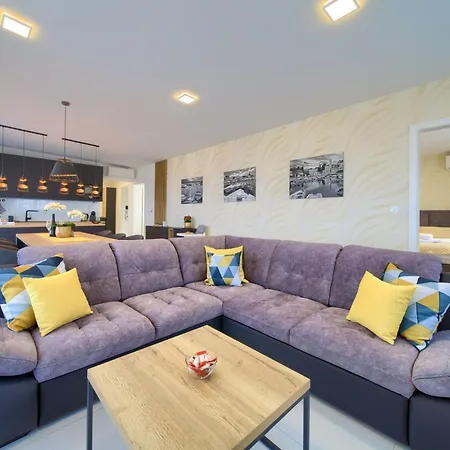 Crystal Aura 2 By Interhome Apartament